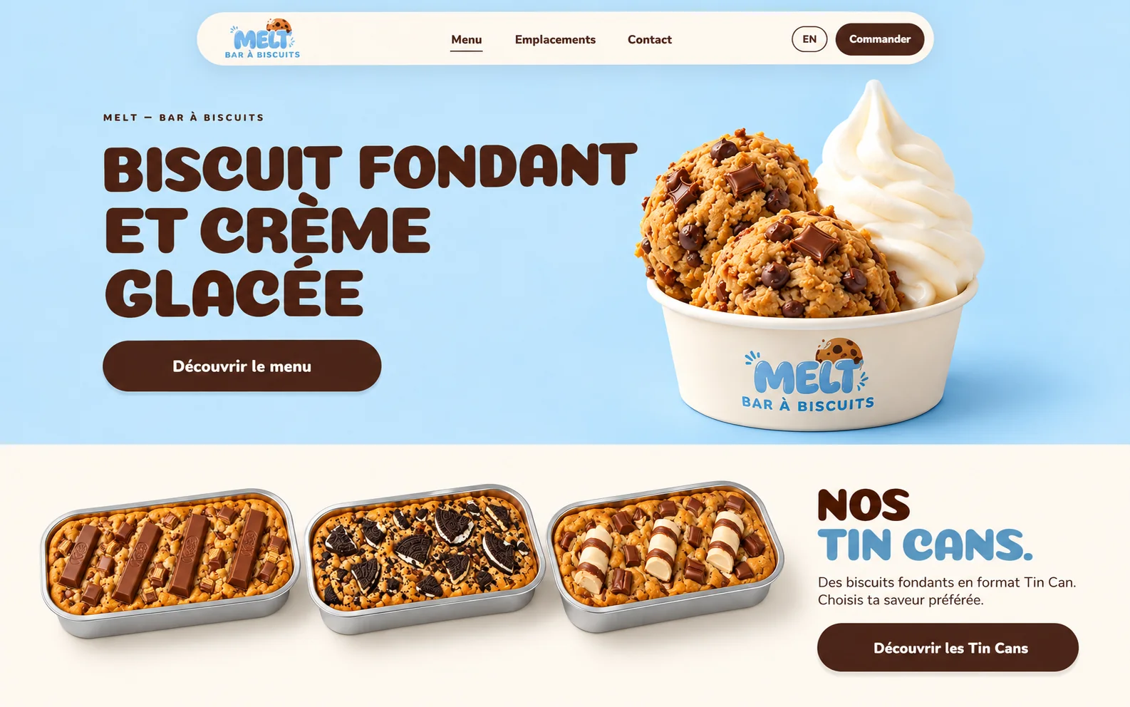 Deux scoops de biscuit aux pépites de chocolat et crème glacée molle dans un pot MELT